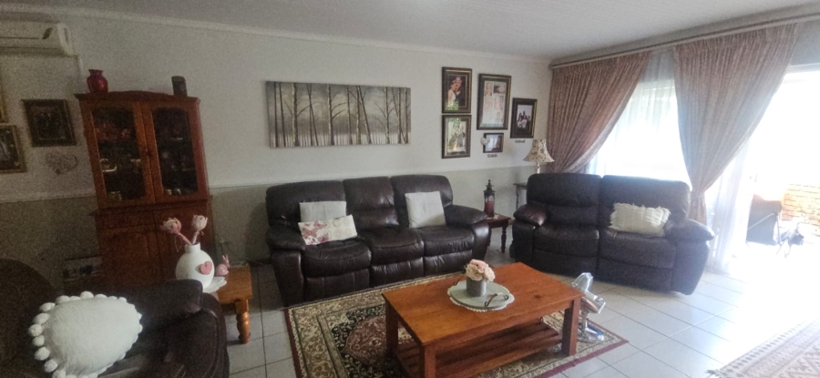 3 Bedroom Property for Sale in Camelot Northern Cape